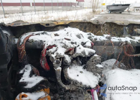 2002 Ford F-150 Lariat/Xlt from USA, damaged, VIN 1FTRW08L02KC24431